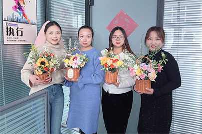 若水芳華，綻若春花！女神節(jié)到，聚丙烯酰胺廠家賽諾威恭祝天下所有女性芳華若春花！